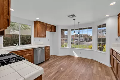 1612 Alnwick Drive, Roseville, CA 95747 - Photo 8