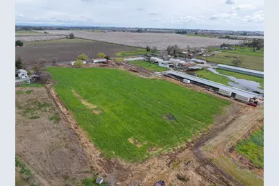 10053 Sawyer Ave, Oakdale, CA 95361 - Photo 2