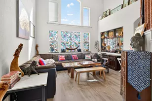 2033 Bastona Dr, Elk Grove, CA 95758 - Photo 10