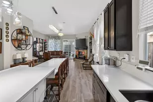 2033 Bastona Dr, Elk Grove, CA 95758 - Photo 18