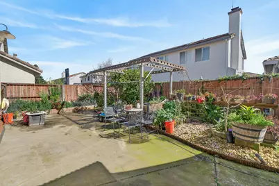 2033 Bastona Drive, Elk Grove, CA 95758 - Photo 52