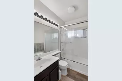 2033 Bastona Drive, Elk Grove, CA 95758 - Photo 34