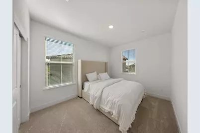 1946 Carmel Ranch Circle, Oakdale, CA 95361 - Photo 10