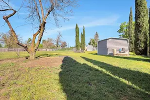 5664 Riverside Dr, Olivehurst, CA 95961 - Photo 52