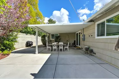 1917 Flowers Street, Sacramento, CA 95825 - Photo 52