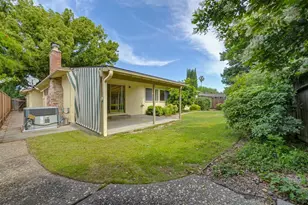 950 Trestle Glen Way, Sacramento, CA 95831 - Photo 34