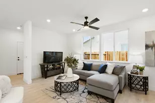 461 Caravaggio Cir, Sacramento, CA 95835 - Photo 4