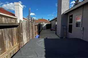 8098 Langham Way, Sacramento, CA 95829 - Photo 4