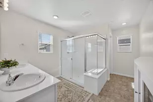 3827 Havenparke Wy, Sacramento, CA 95834 - Photo 36