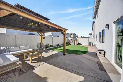 3827 Havenparke Way, Sacramento, CA 95834 - Photo 48