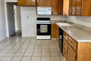 205 Orchard Ave, Modesto, CA 95354 - Photo 8