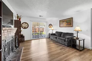 13 Miramonte Dr, Woodland, CA 95695 - Photo 6