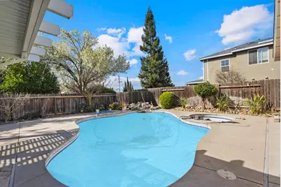 1300 David Drive, Oakdale, CA 95361 - Photo 14