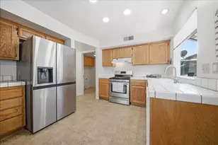 8317 Bramble Bush Cir, Antelope, CA 95843 - Photo 12