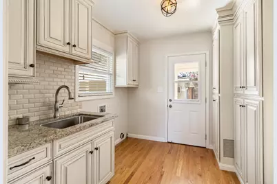 1410 Robertson Way, Sacramento, CA 95818 - Photo 12