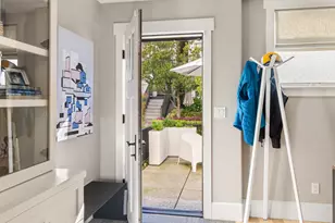 2011 Vizcaya Walk, Sacramento, CA 95818 - Photo 50