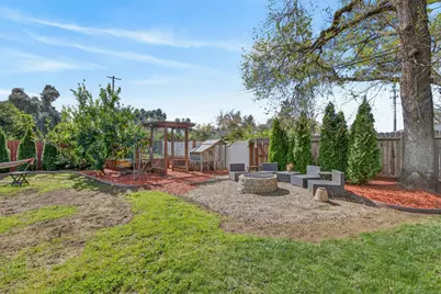 2821 Scandia Way, Carmichael, CA 95608 - Photo 64