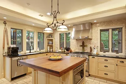 1266 Winerose Court, Lodi, CA 95242 - Photo 12