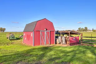 10691 Calvine Rd, Sacramento, CA 95830 - Photo 60