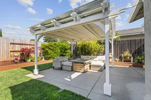 611 Treese Way, Roseville, CA 95678 - Photo 2