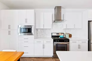 467 Tailoff Ln, Sacramento, CA 95818 - Photo 12