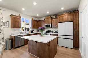 2057 Longmire Loop, Roseville, CA 95747 - Photo 16