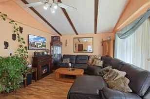 Tam O Shanter, Stockton, CA 95210 - Photo 8