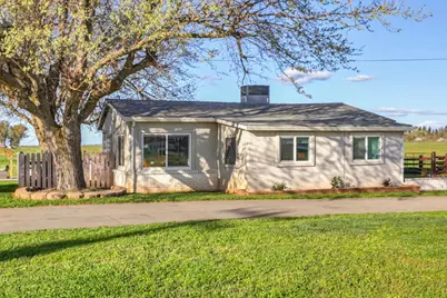 10695 Calvine Road, Sacramento, CA 95830 - Photo 38