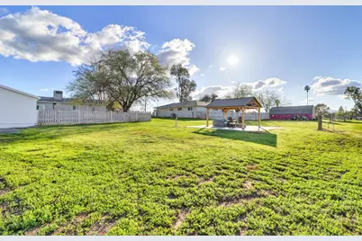 10695 Calvine Road, Sacramento, CA 95830 - Photo 66