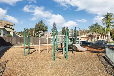 1122 Zumstein Court, Ripon, CA 95366 - Photo 58