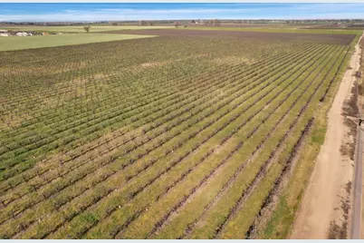 4923 W Acampo Road, Lodi, CA 95242 - Photo 16