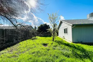 704 Lofton Rd, Wheatland, CA 95692 - Photo 24