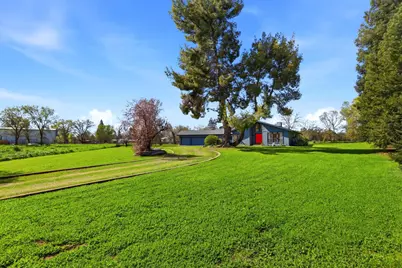 10400 Siefker Court, Elk Grove, CA 95624 - Photo 6