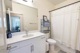 413 Tailoff Ln, Sacramento, CA 95818 - Photo 22