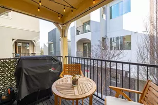 413 Tailoff Ln, Sacramento, CA 95818 - Photo 32