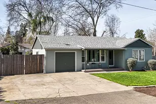 8325 Holly Dr, Citrus Heights, CA 95610 - Photo 4