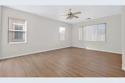 5914 Silveroak Circle, Stockton, CA 95219 - Photo 18