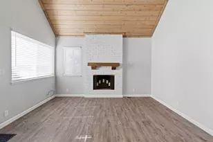 8667 Mariners Dr, Stockton, CA 95219 - Photo 12