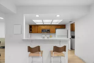 7646 Creekridge Ln, Citrus Heights, CA 95610 - Photo 8