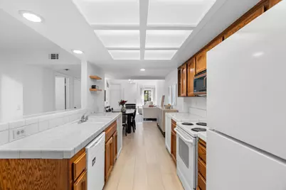 7646 Creekridge Lane, Citrus Heights, CA 95610 - Photo 10