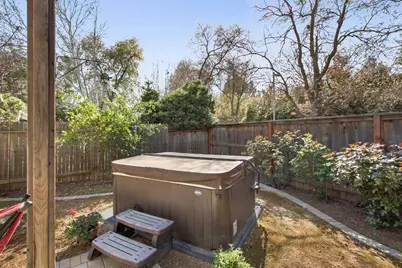 2415 Albany Avenue, Davis, CA 95618 - Photo 34