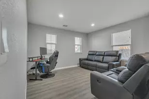 3886 Trieste Cir, Stockton, CA 95205 - Photo 14