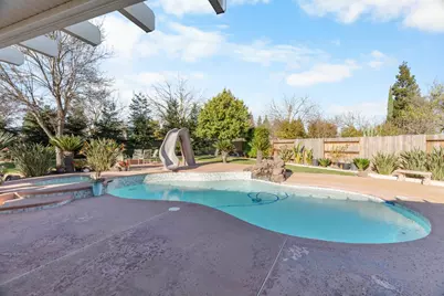 9390 Snow Creek Circle, Stockton, CA 95212 - Photo 12