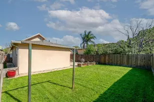 4568 9th Ave, Sacramento, CA 95820 - Photo 18