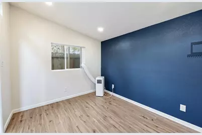 8099 N Orchard Street, Fresno, CA 93720 - Photo 32