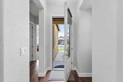 2558 Edgebrook Lane, Manteca, CA 95336 - Photo 6