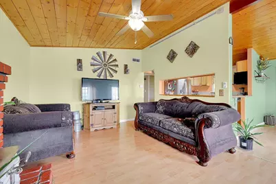 2005 S George Washington Boulevard, Yuba City, CA 95993 - Photo 2