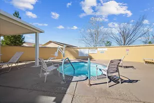 4101 Hovnanian Dr, Sacramento, CA 95834 - Photo 46