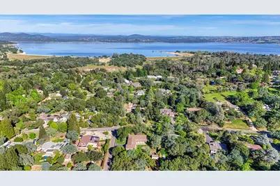 9510 Oak Leaf Way, Granite Bay, CA 95746 - Photo 36