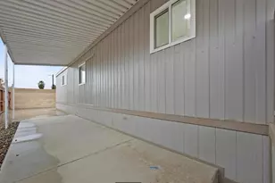 335 Hickorywood Ln, Bakersfield, CA 93308 - Photo 4